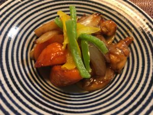【料理】生協（コープ）のミールキット「1/3日分野菜と鶏の黒酢あん」を作ってみた！