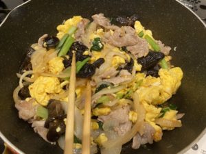 【料理】生協（コープ）のミールキット「豚肉ときくらげと野菜の卵炒め」を作ってみた！