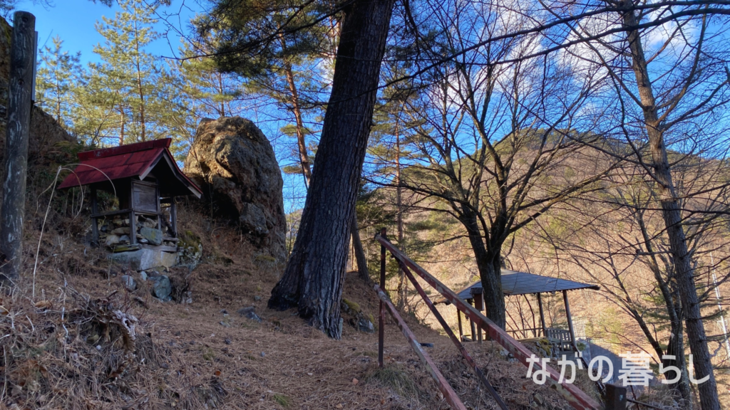 鹿教湯温泉　第18番　笠岩神社（ながの暮らし）